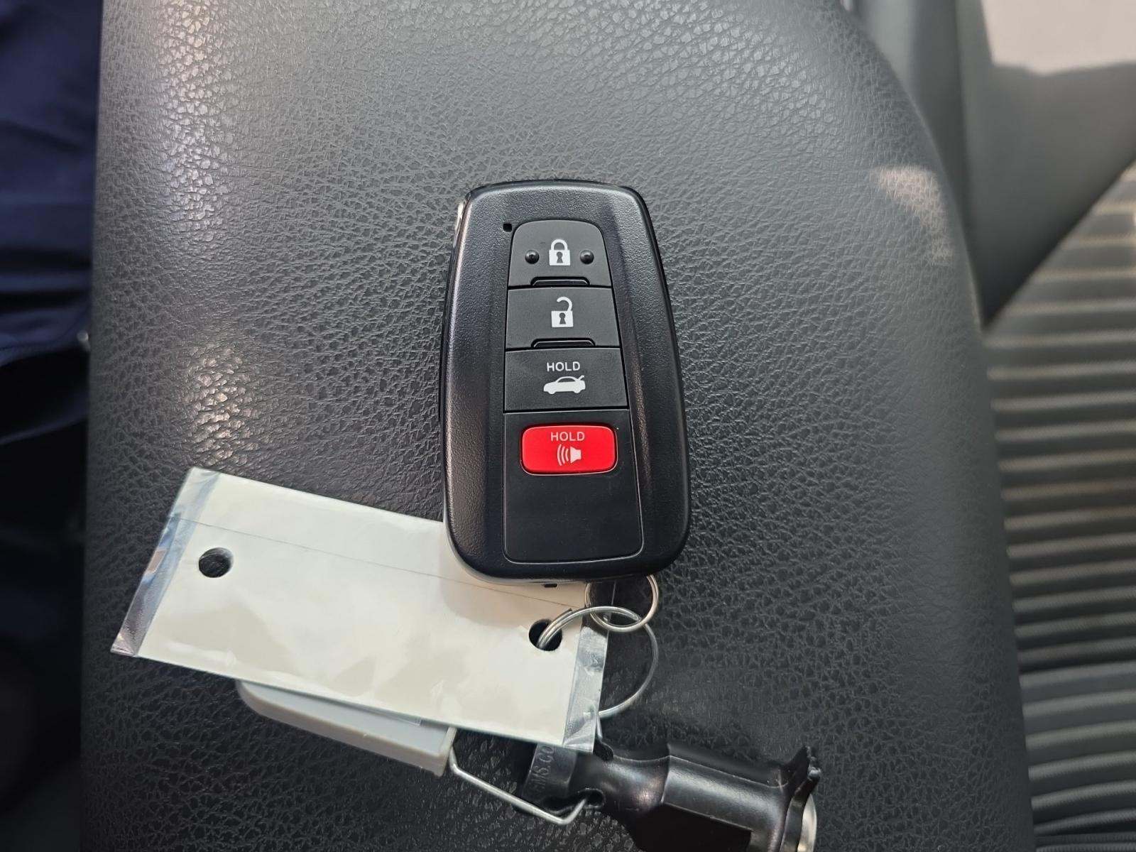 2023 Toyota Camry SE FWD