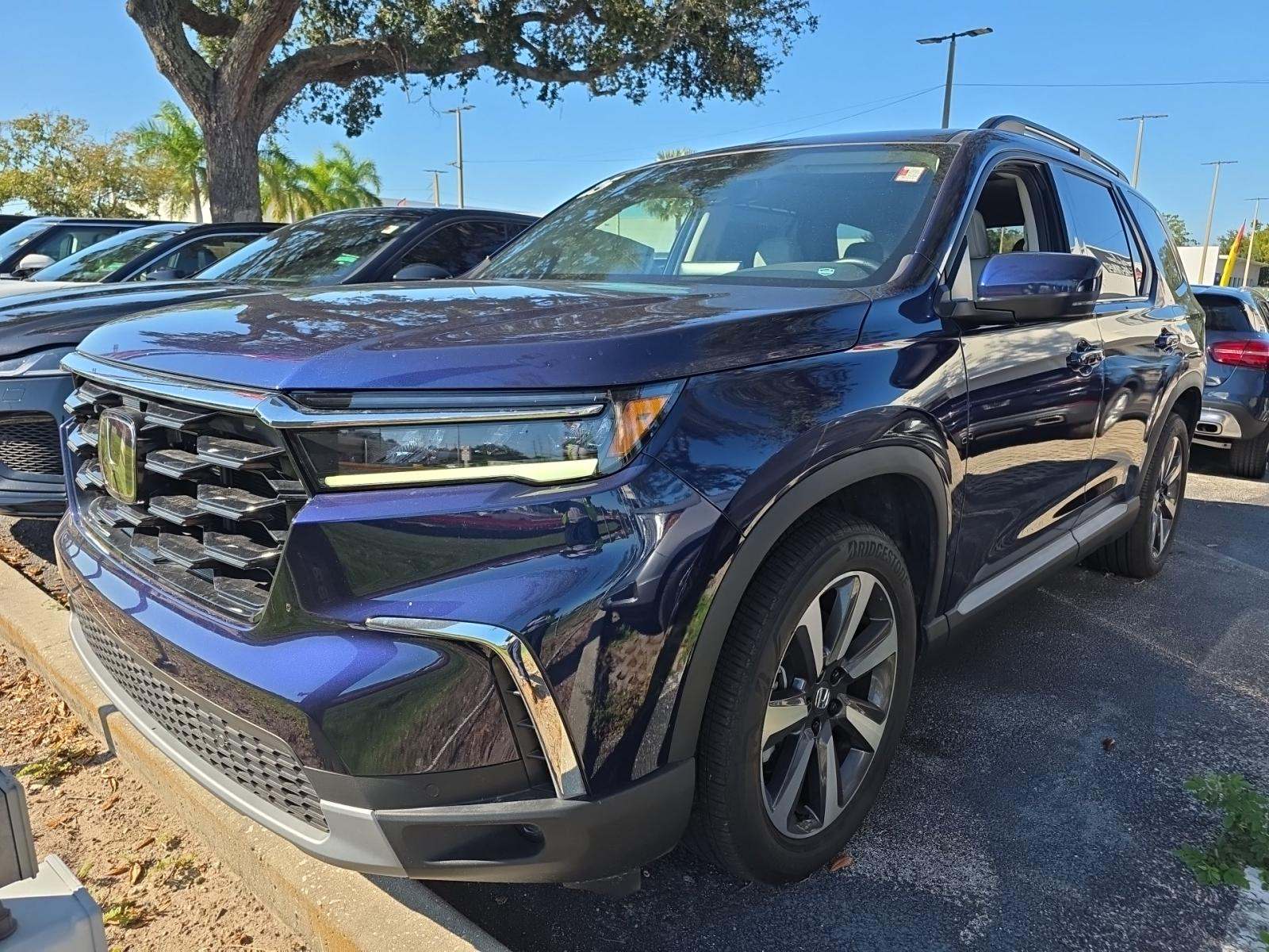 2025 Honda Pilot Touring AWD