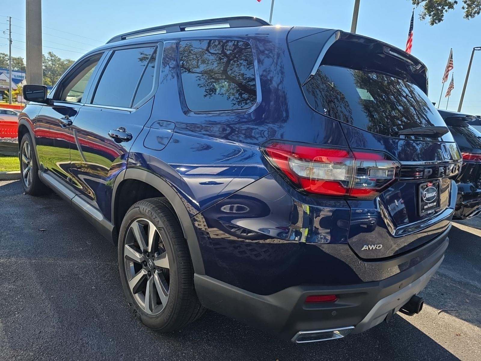 2025 Honda Pilot Touring AWD