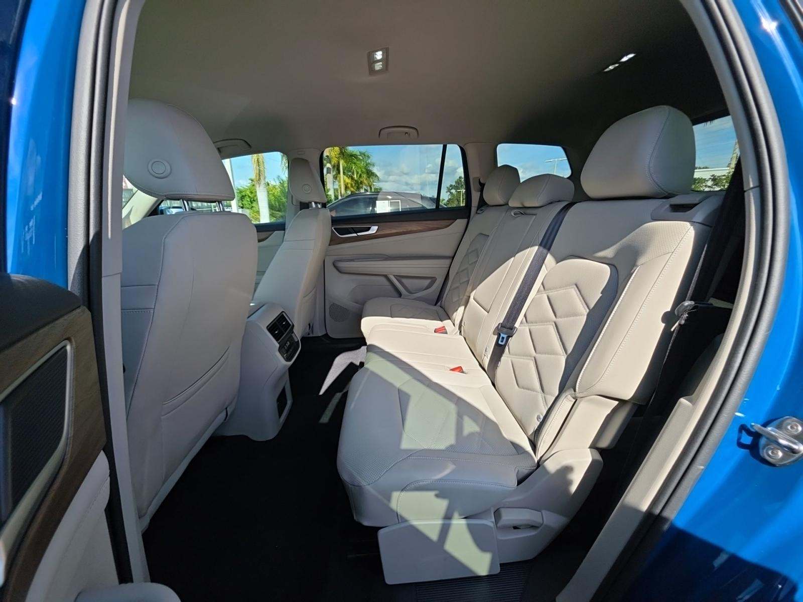 2025 Volkswagen Atlas 2.0T SE AWD