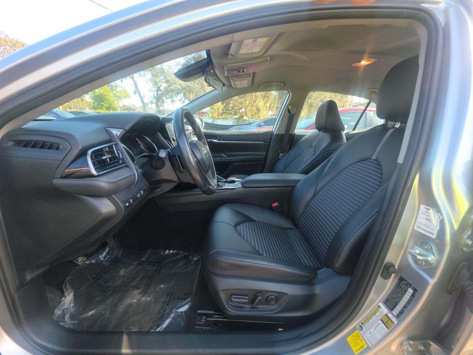 2024 Toyota Camry SE FWD