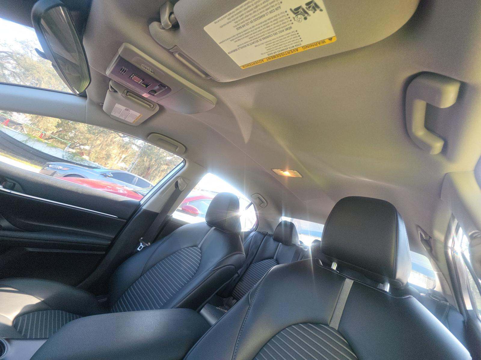 2024 Toyota Camry SE FWD