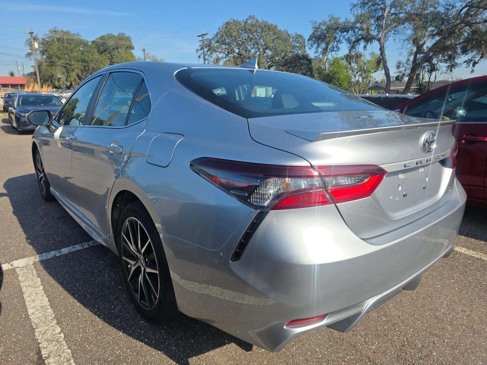 2024 Toyota Camry SE FWD