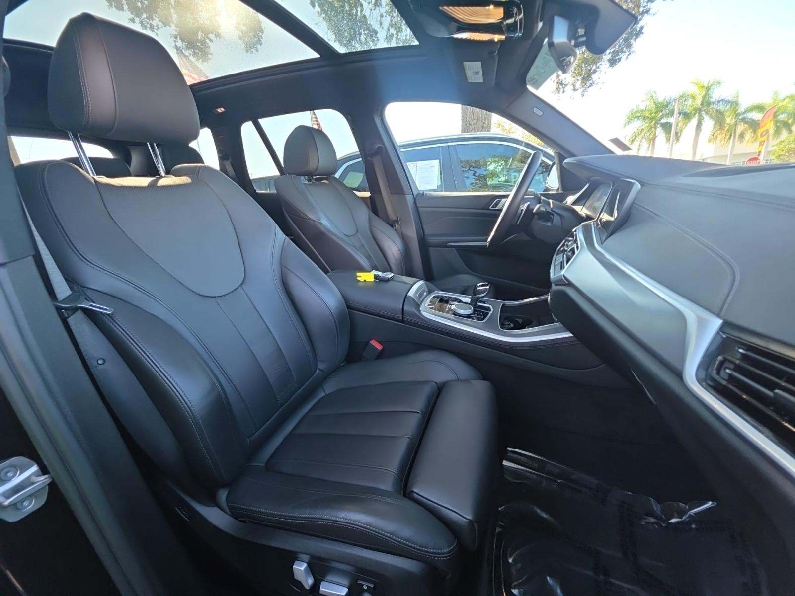 2022 BMW X5 xDrive40i AWD