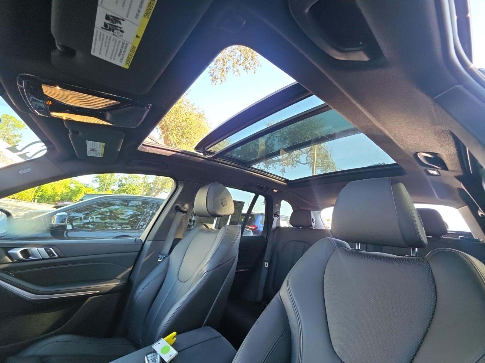 2022 BMW X5 xDrive40i AWD