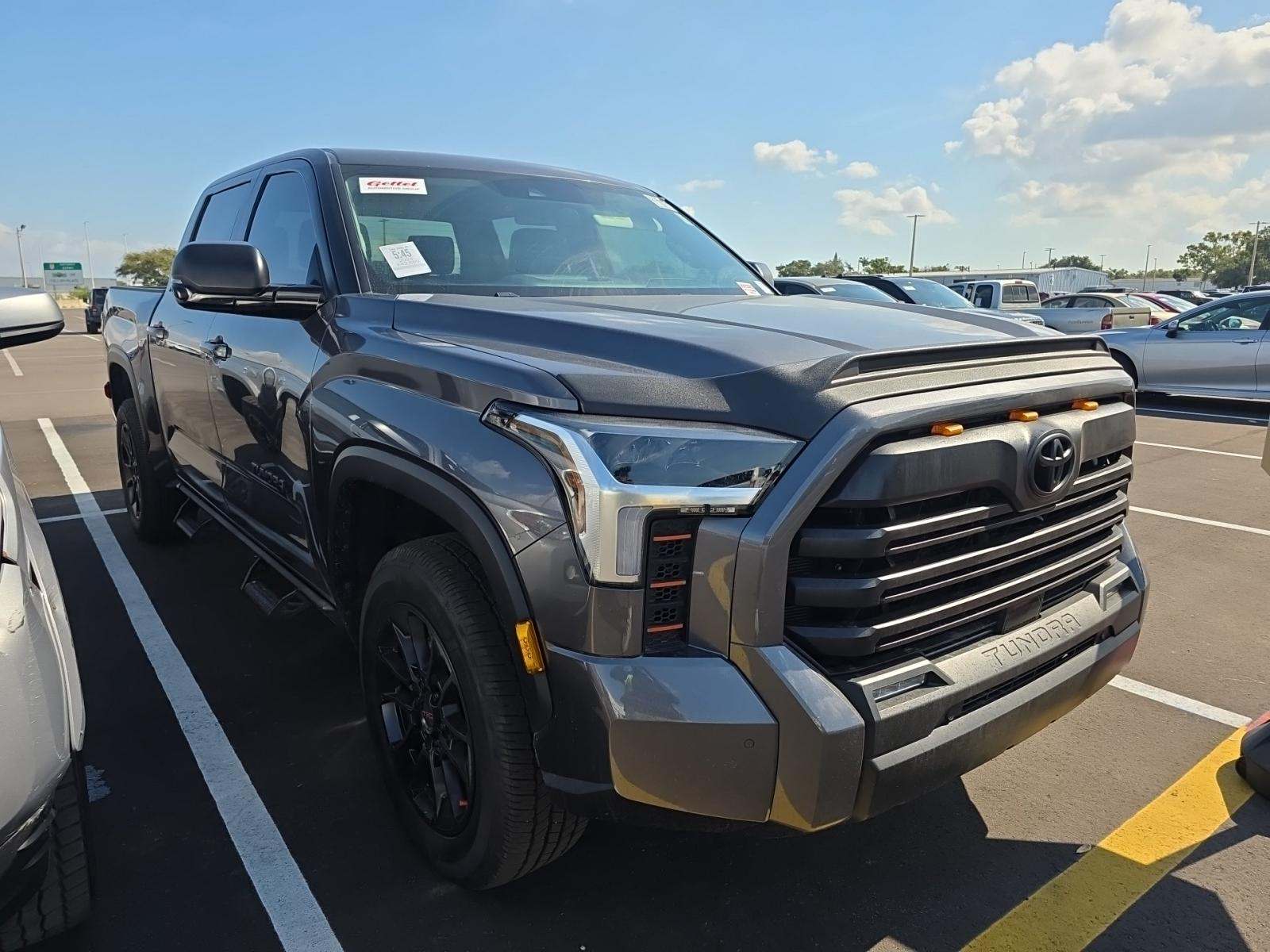 2024 Toyota Tundra SR5 AWD