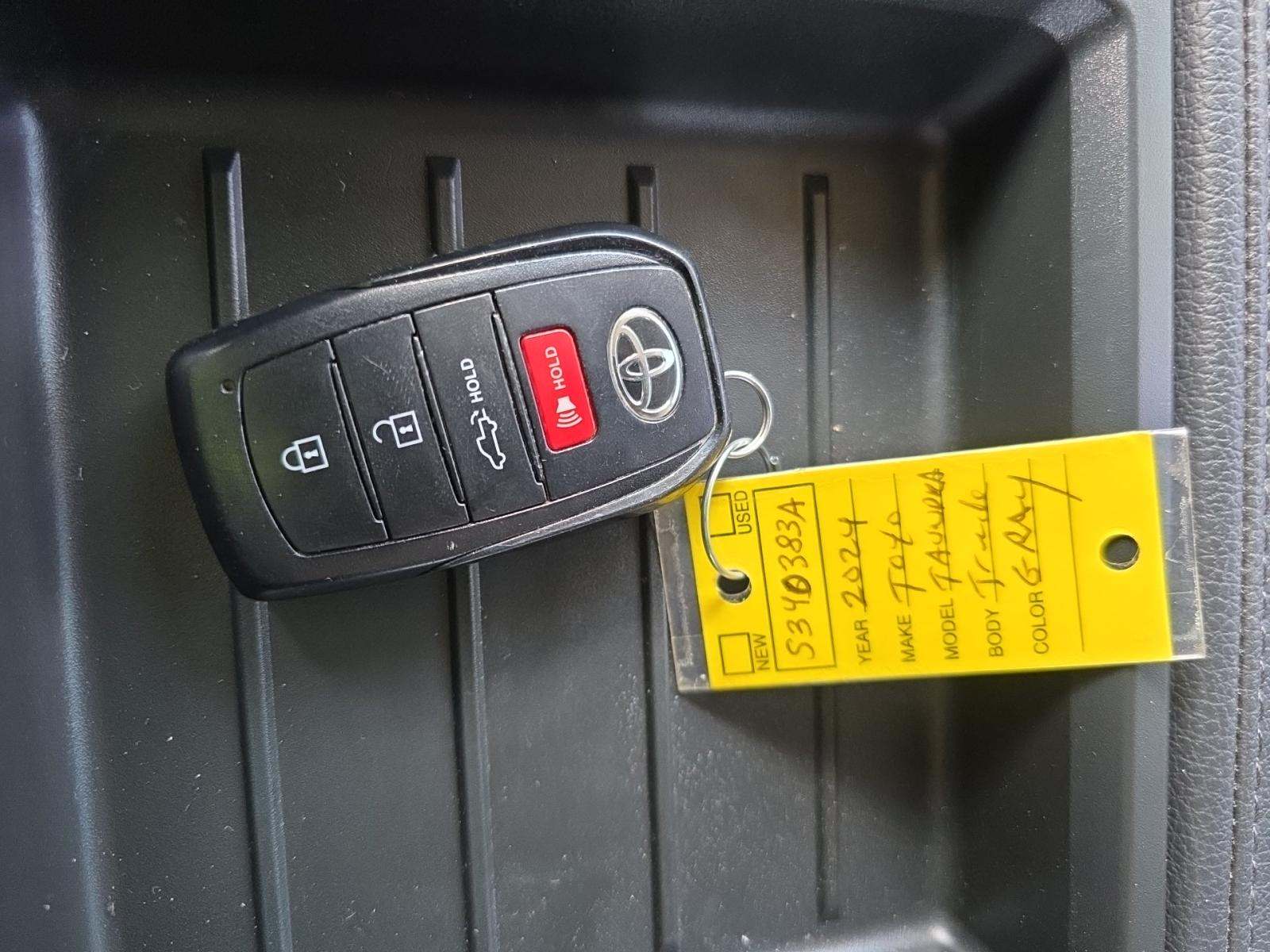 2024 Toyota Tundra SR5 AWD