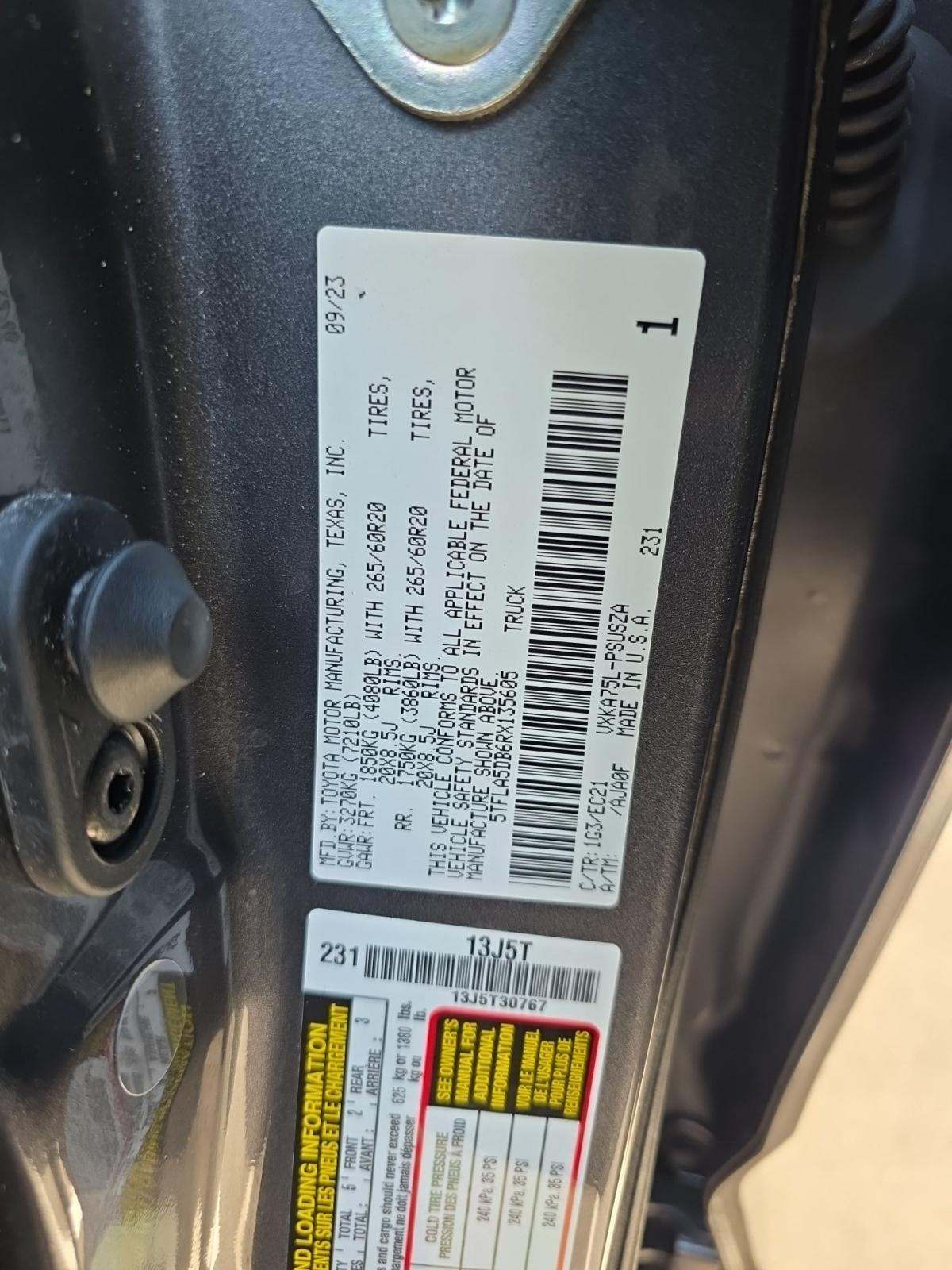 2024 Toyota Tundra SR5 AWD