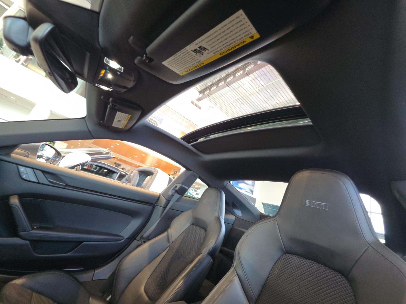 2023 Porsche 911 Carrera T RWD