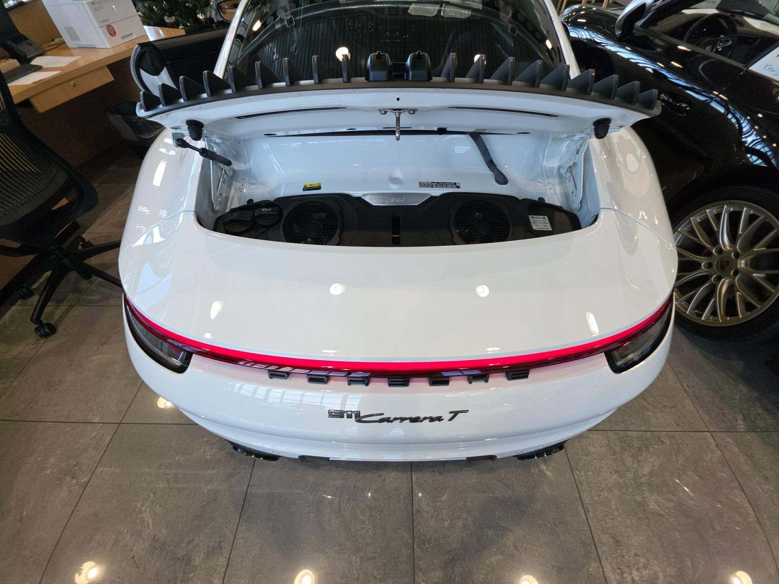 2023 Porsche 911 Carrera T RWD