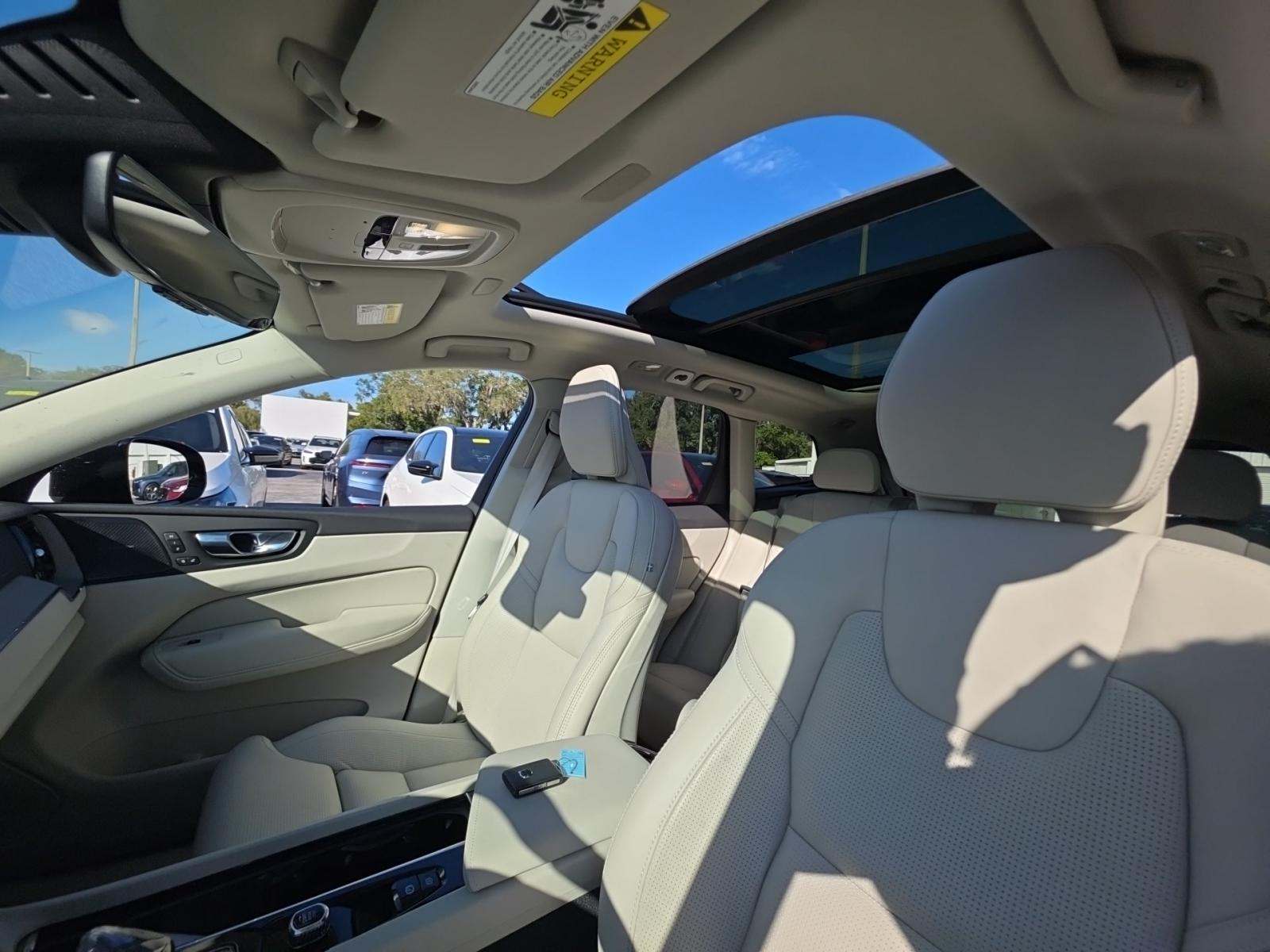 2025 Volvo XC60 B5 Ultra AWD