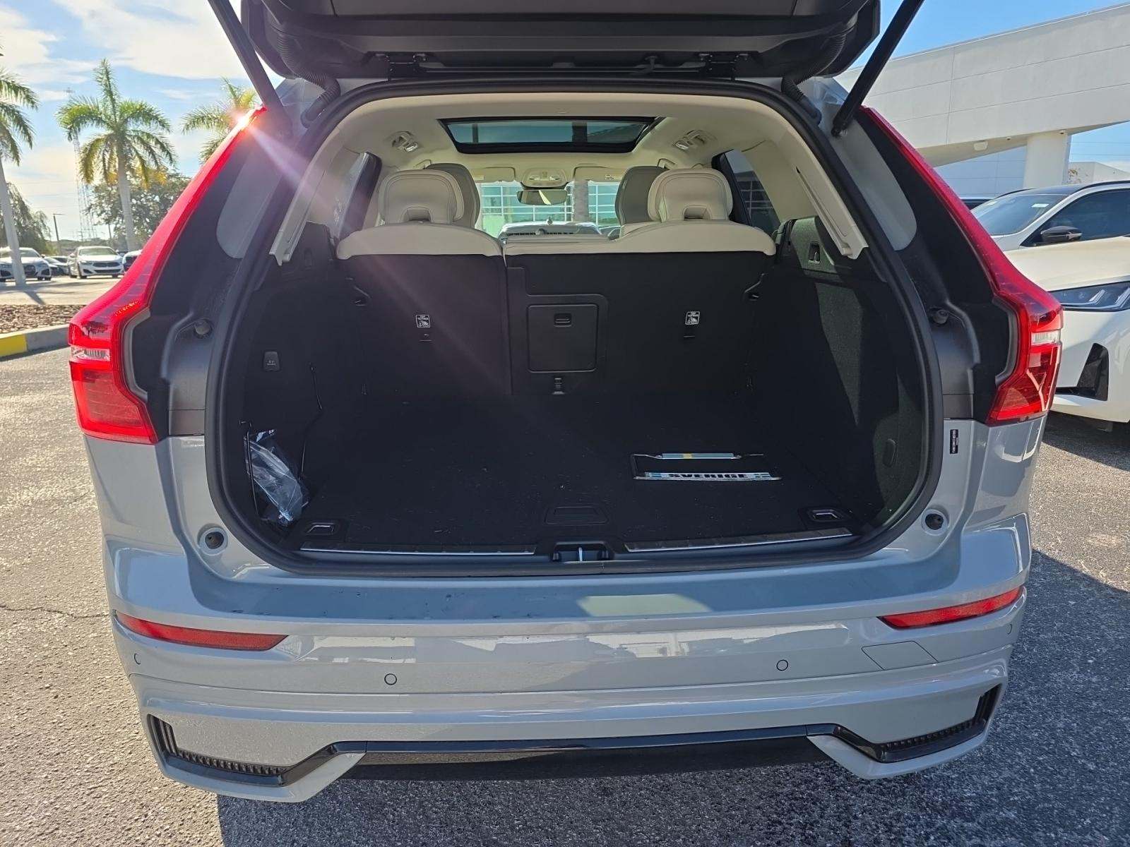 2025 Volvo XC60 B5 Ultra AWD