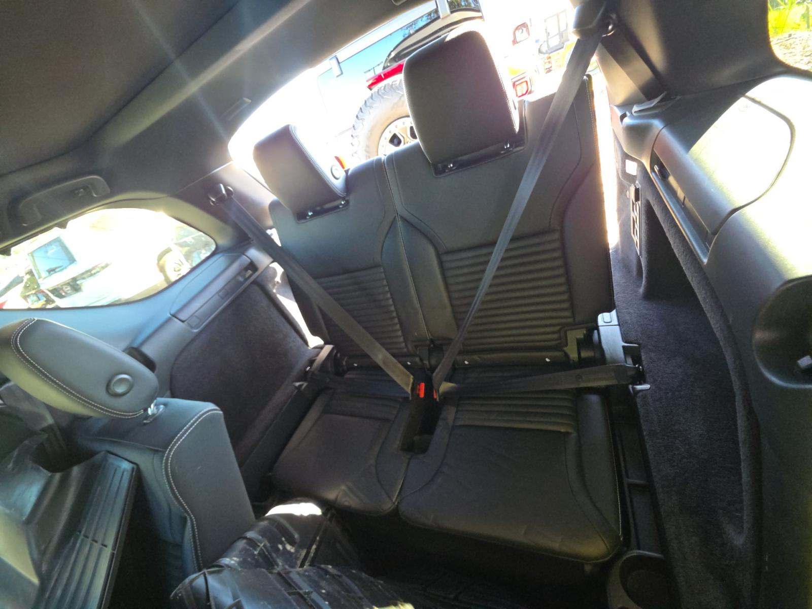 2022 Land Rover Discovery S AWD