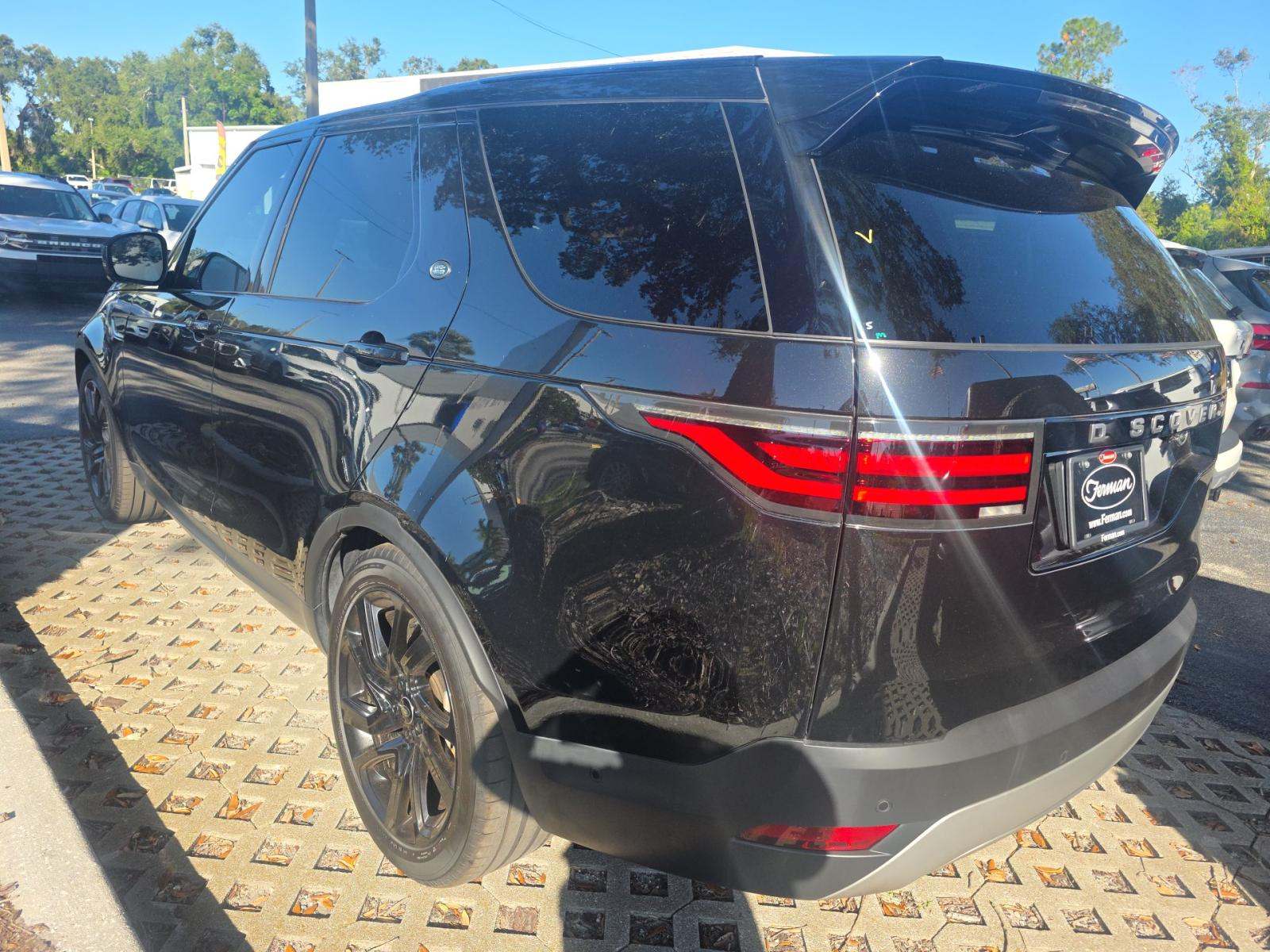 2022 Land Rover Discovery S AWD