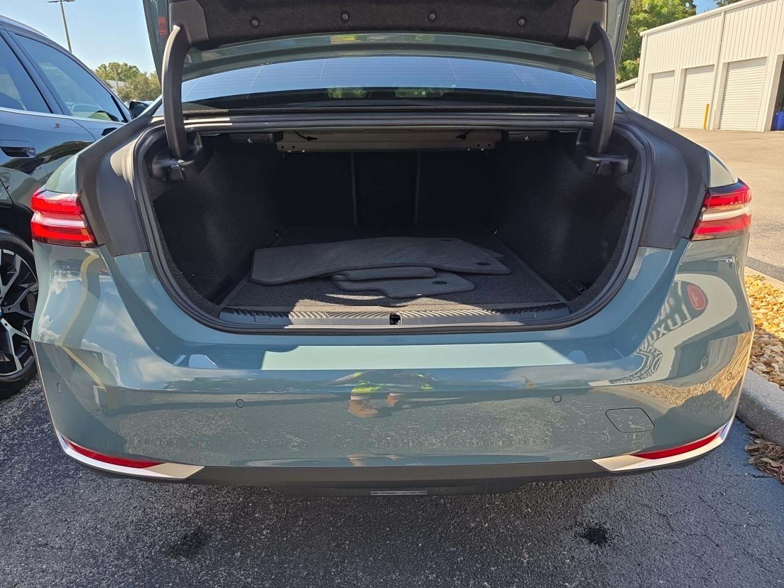 2024 BMW 5 Series 530i RWD