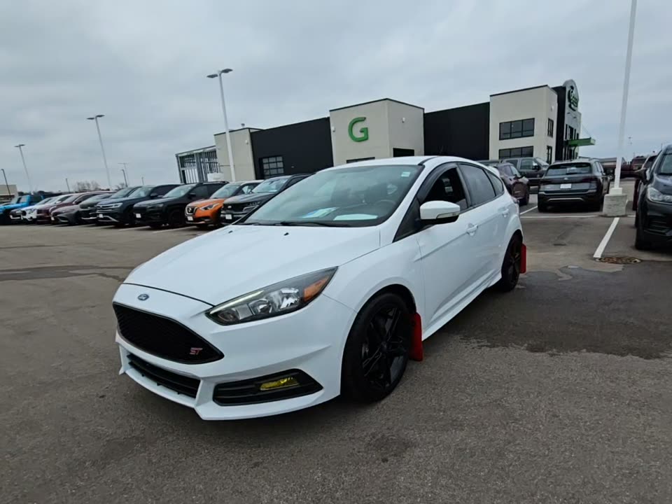 2018 Ford Focus ST FWD