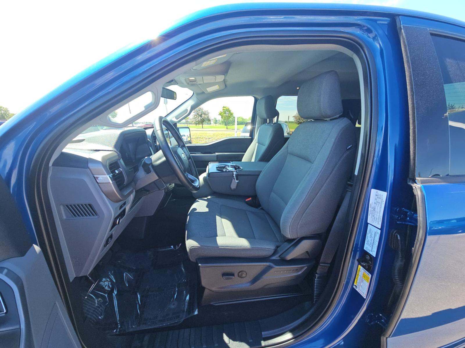 2025 Ford F-150 XLT AWD