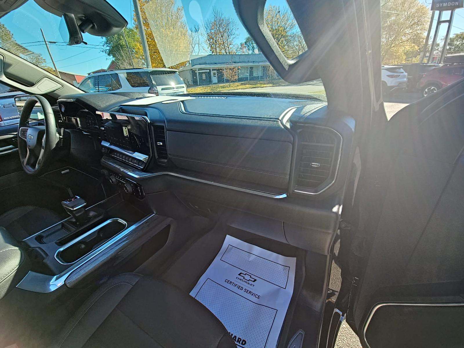 2024 Chevrolet Silverado 1500 LTZ AWD