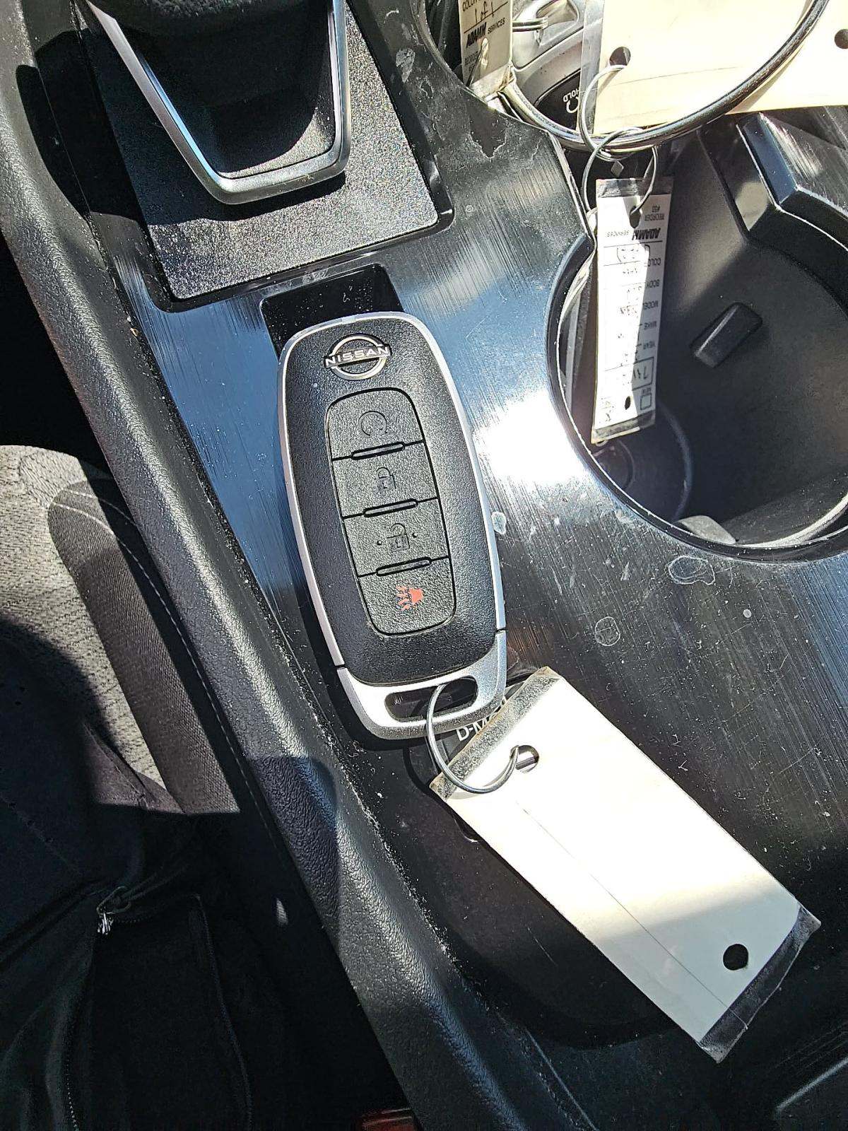 2023 Nissan Rogue SV FWD