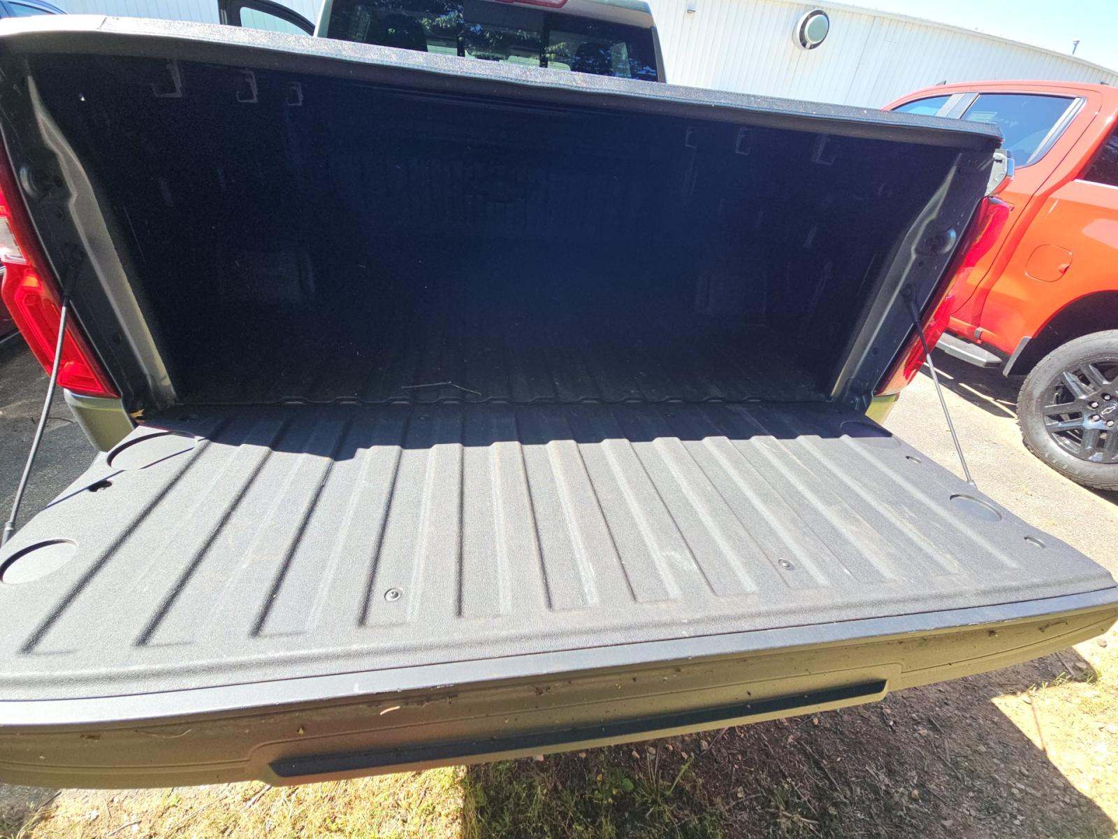 2025 Chevrolet Silverado 1500 LTZ AWD