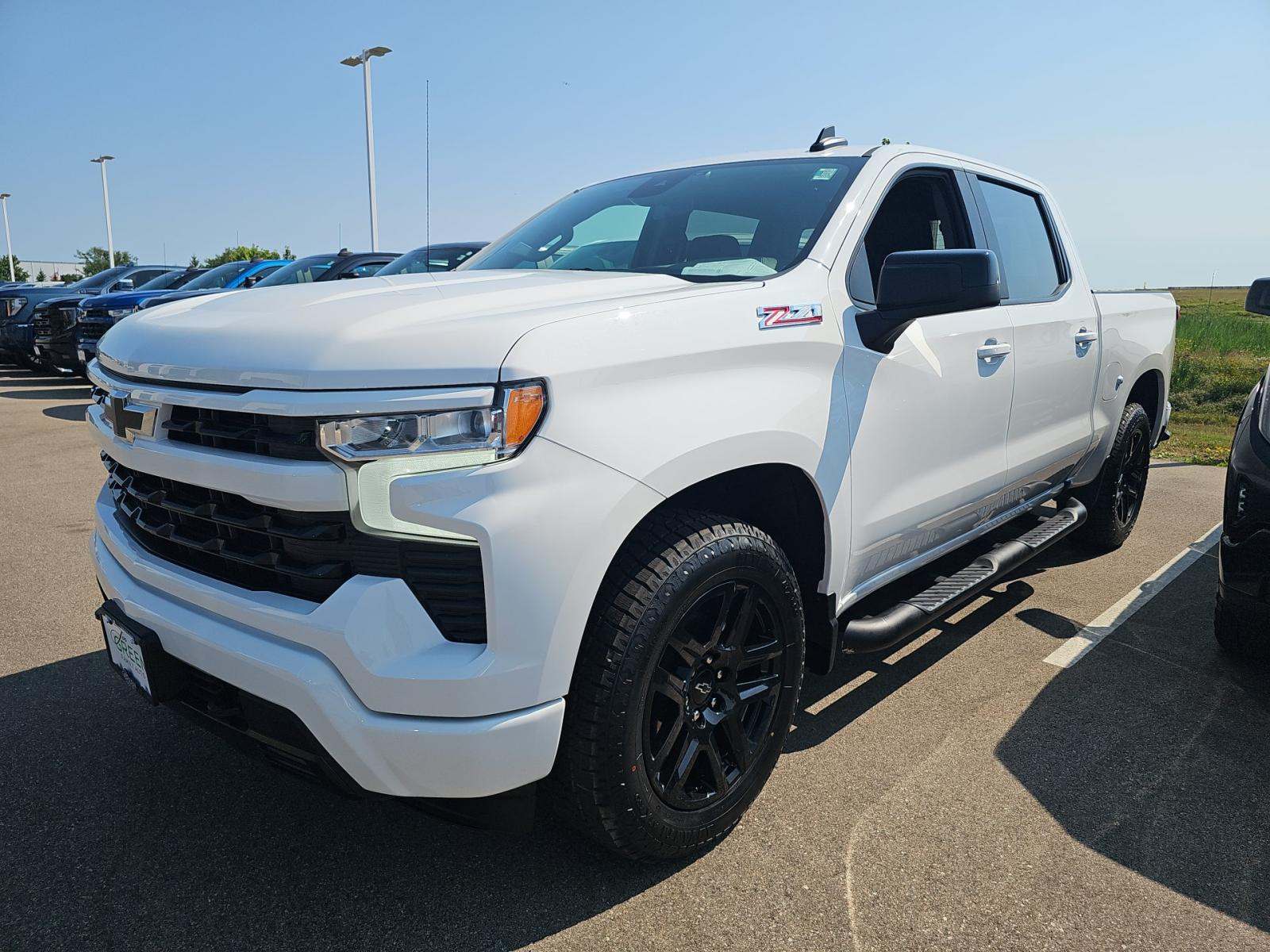 2024 Chevrolet Silverado 1500 RST AWD