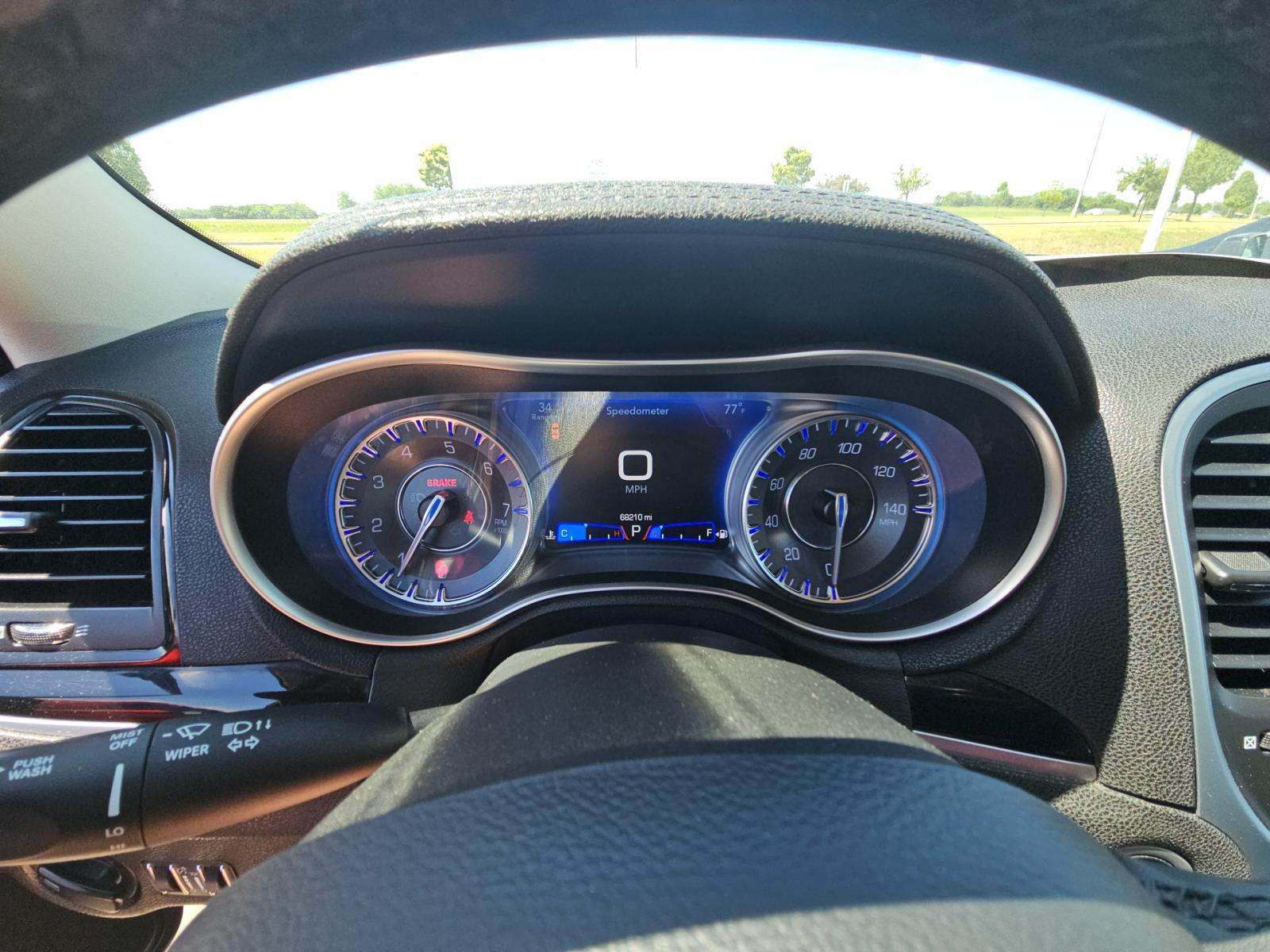 2023 Chrysler 300 Touring RWD