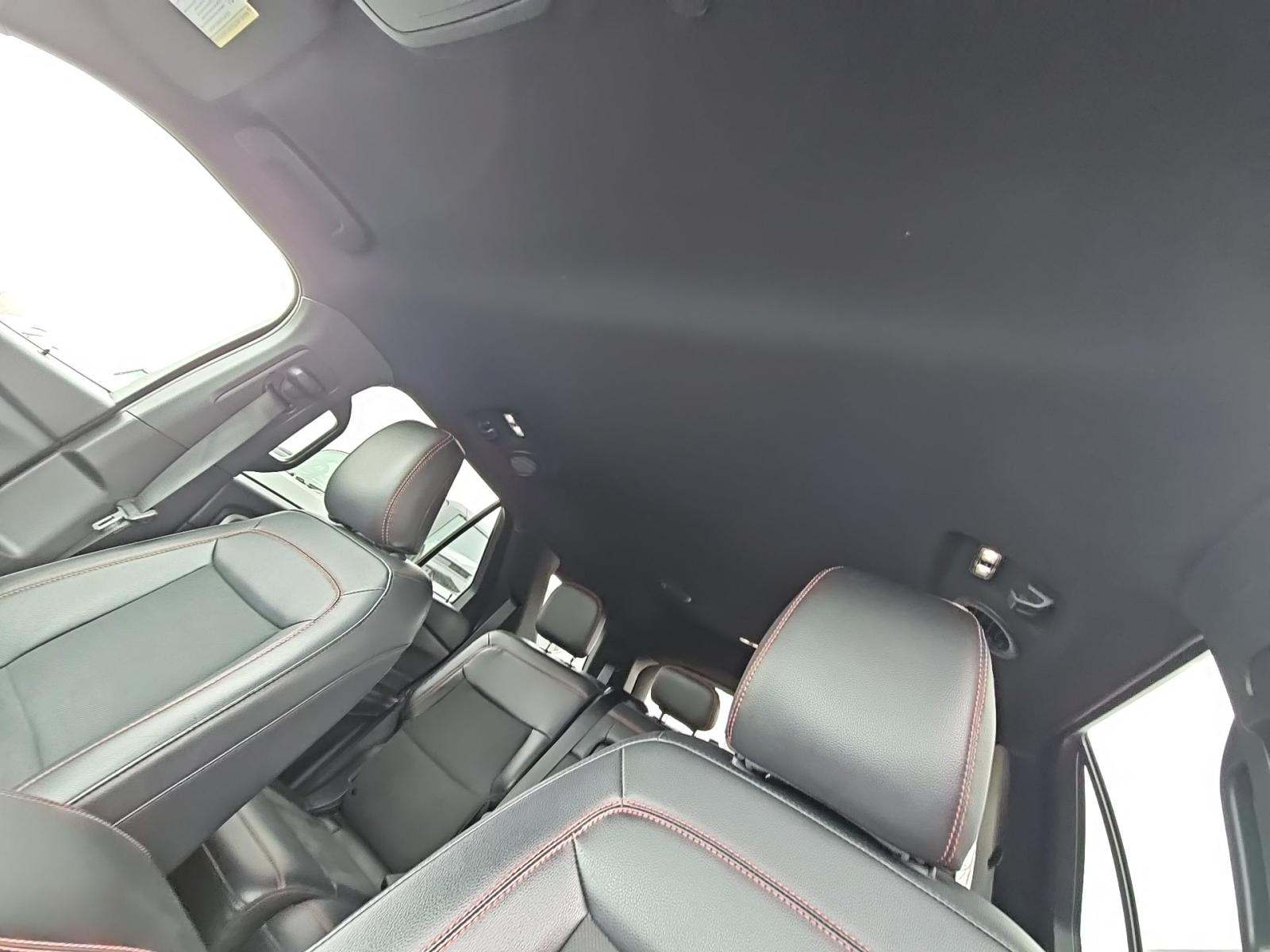 2024 Ford Explorer ST-Line AWD