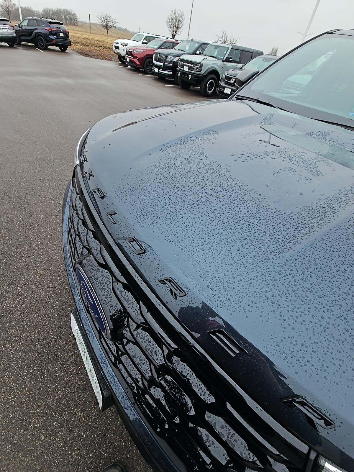 2024 Ford Explorer ST-Line AWD