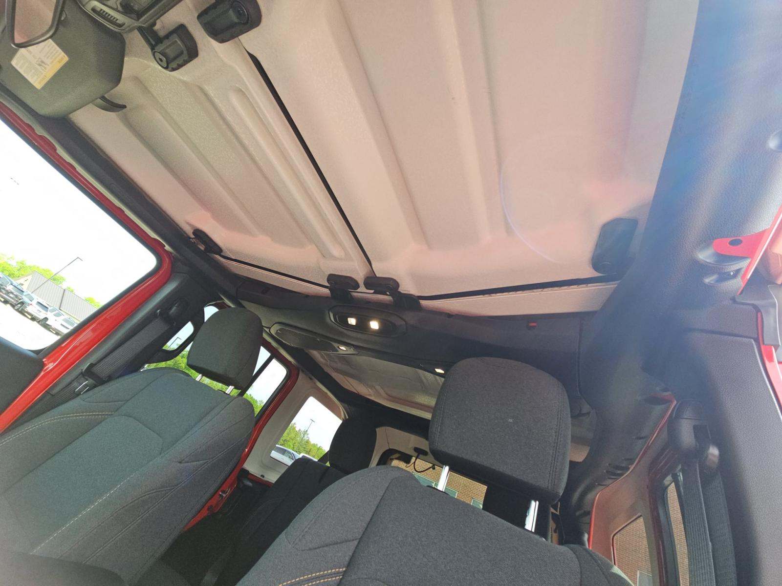 2025 Jeep Wrangler 4xe Sahara AWD