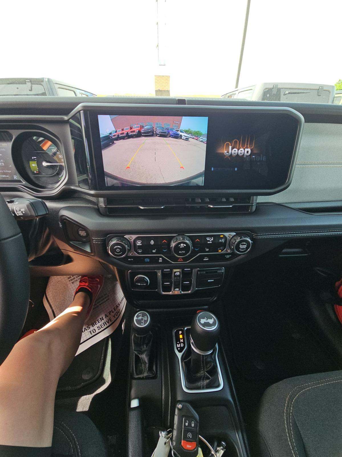 2025 Jeep Wrangler 4xe Sahara AWD