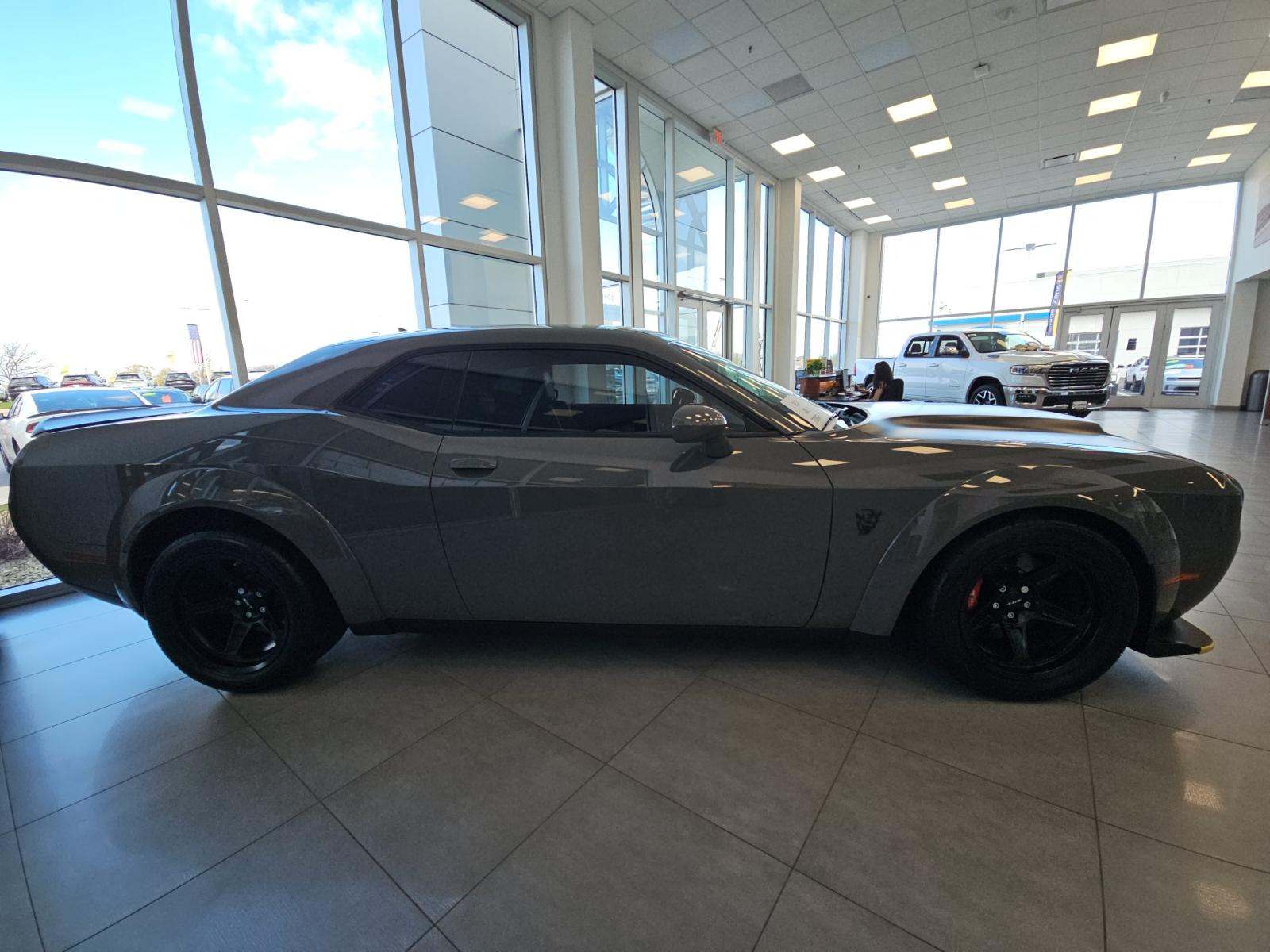 DODGE CHALLENGER - 4