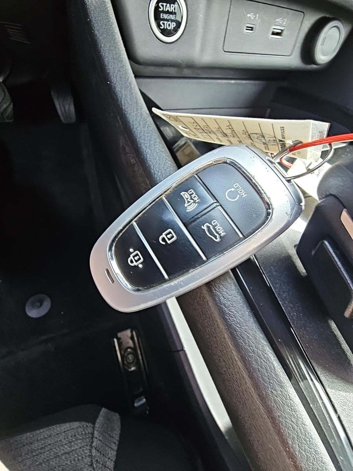 NISSAN ROGUE - 4