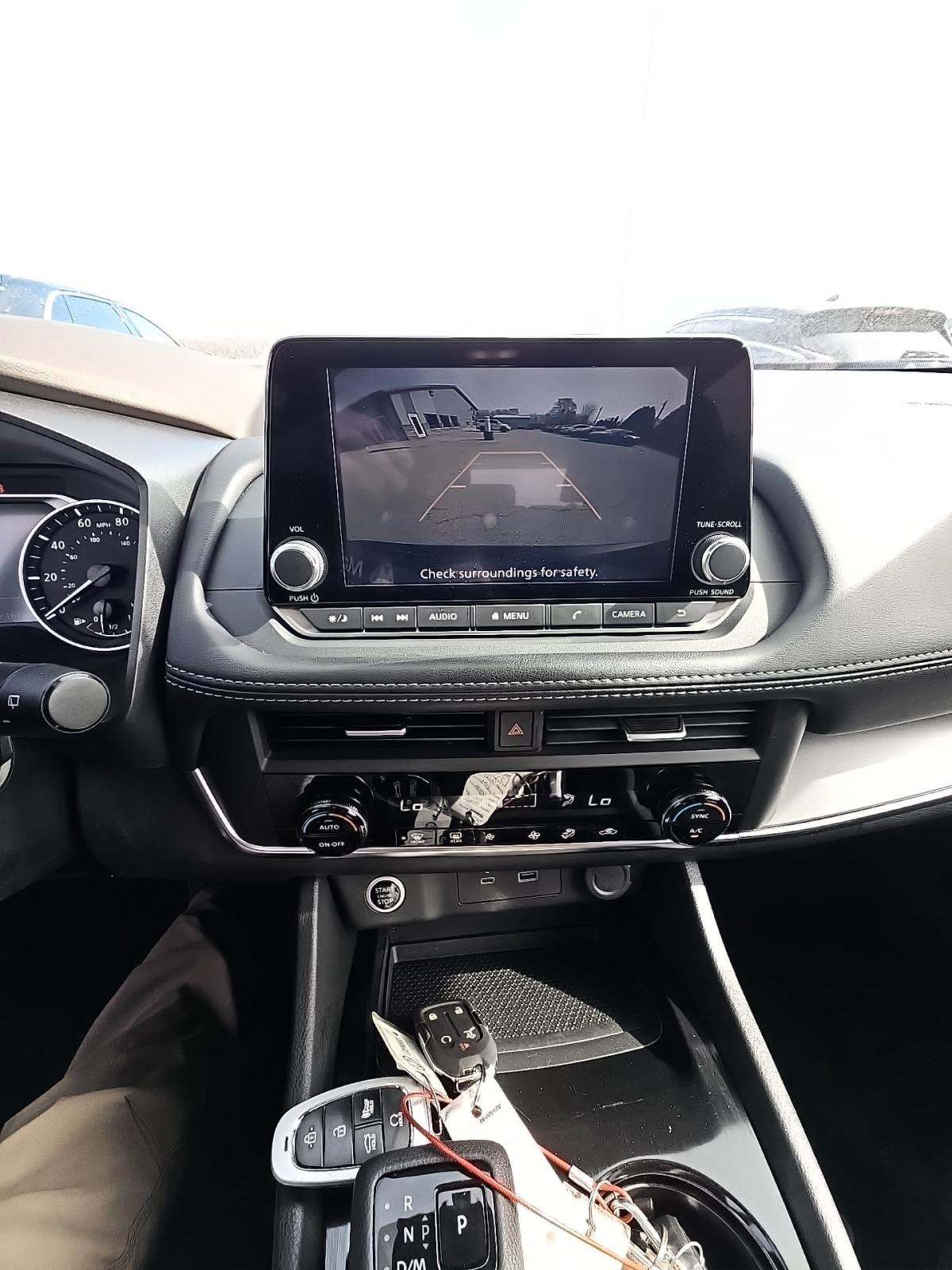 NISSAN ROGUE - 6