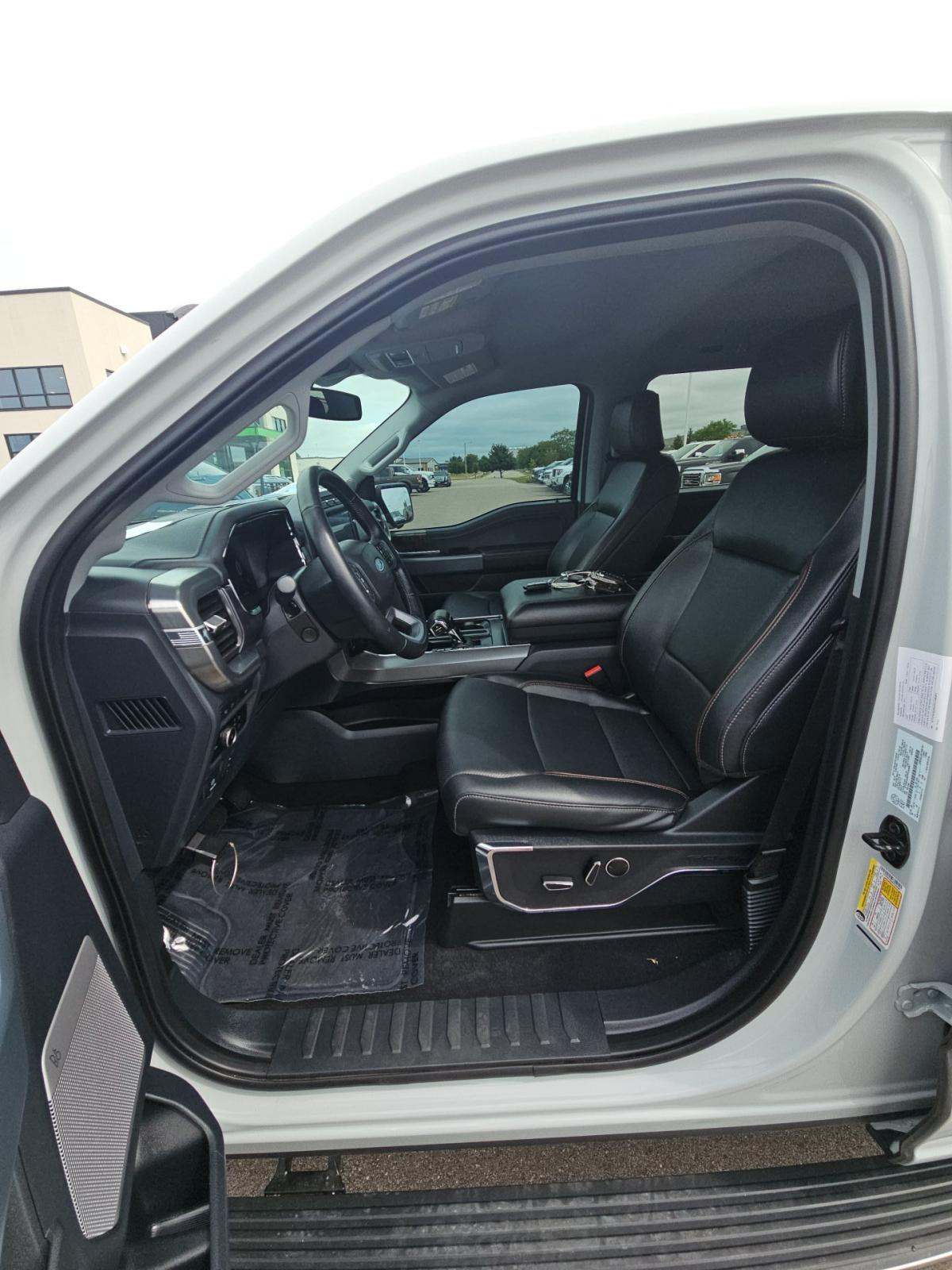 2023 Ford F-150 Lariat AWD