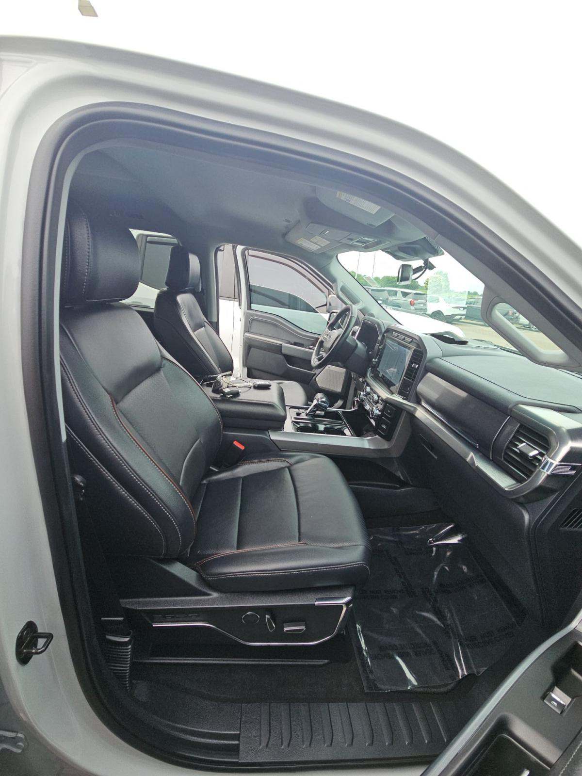 2023 Ford F-150 Lariat AWD