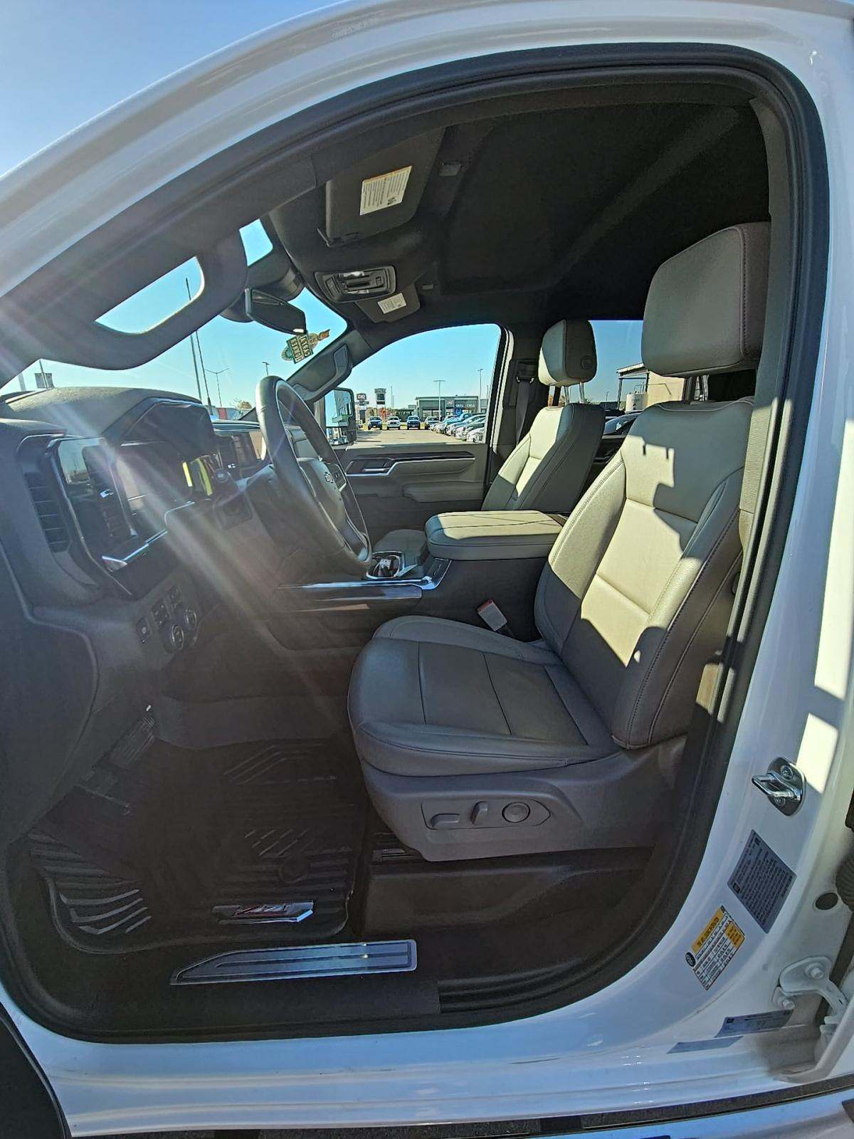 2025 Chevrolet Silverado 3500HD LTZ AWD