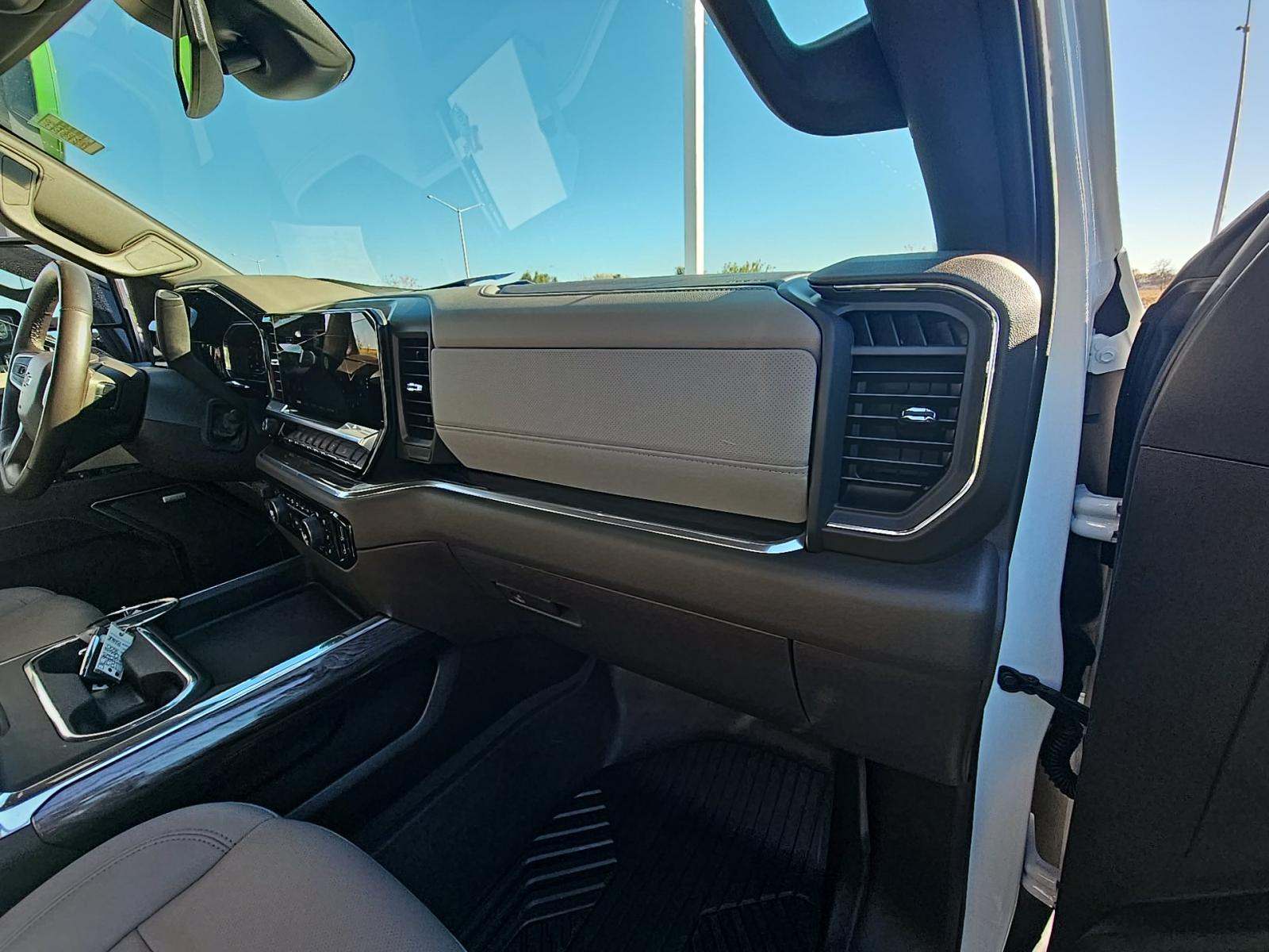 2025 Chevrolet Silverado 3500HD LTZ AWD