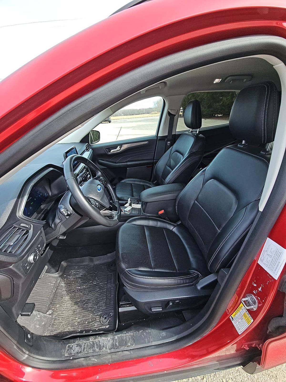 2021 Ford Escape Hybrid Titanium AWD