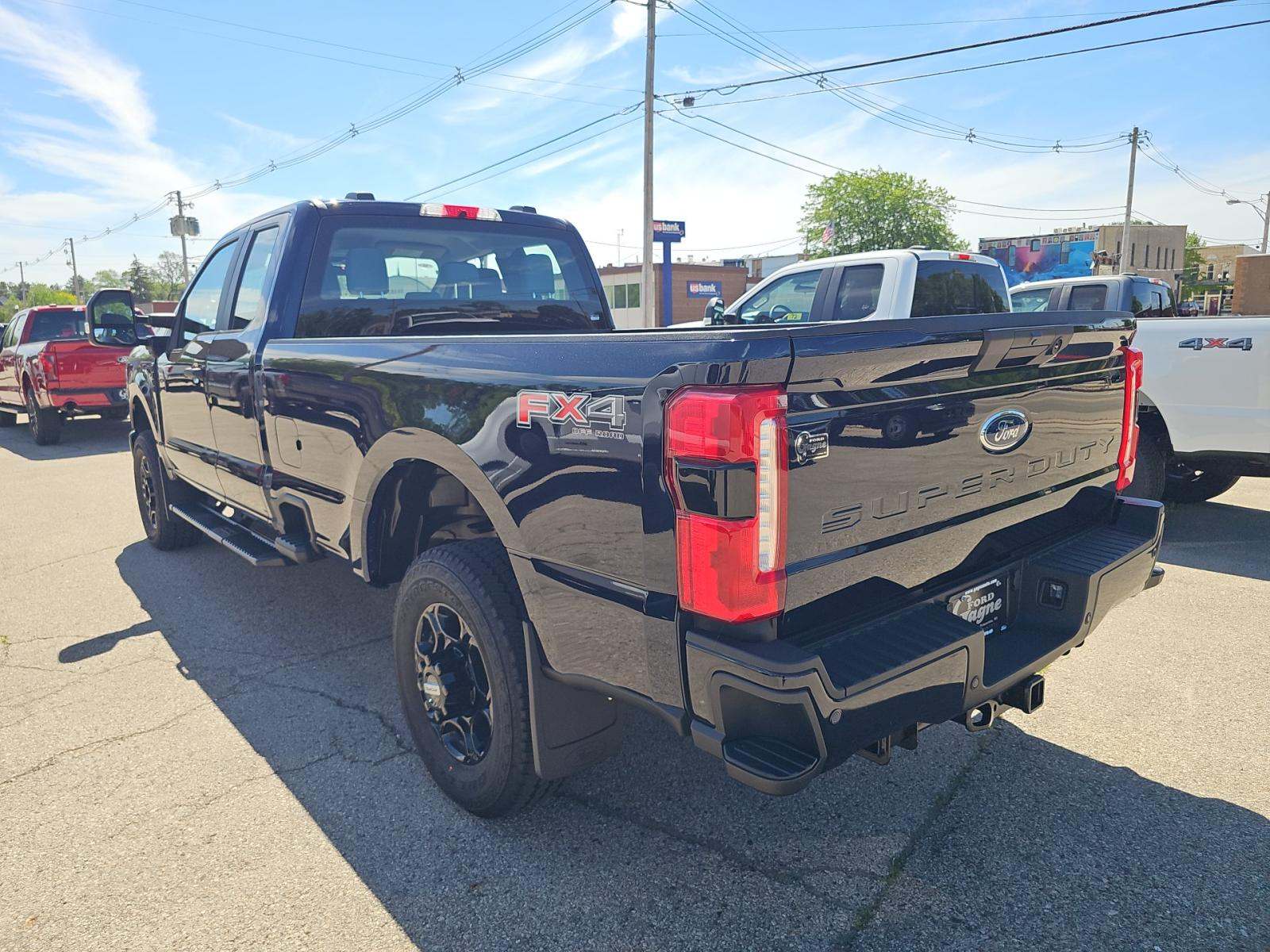 FORD F-350 - 2