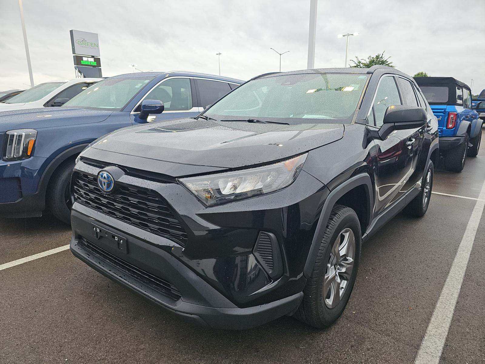2022 Toyota RAV4 Hybrid LE AWD