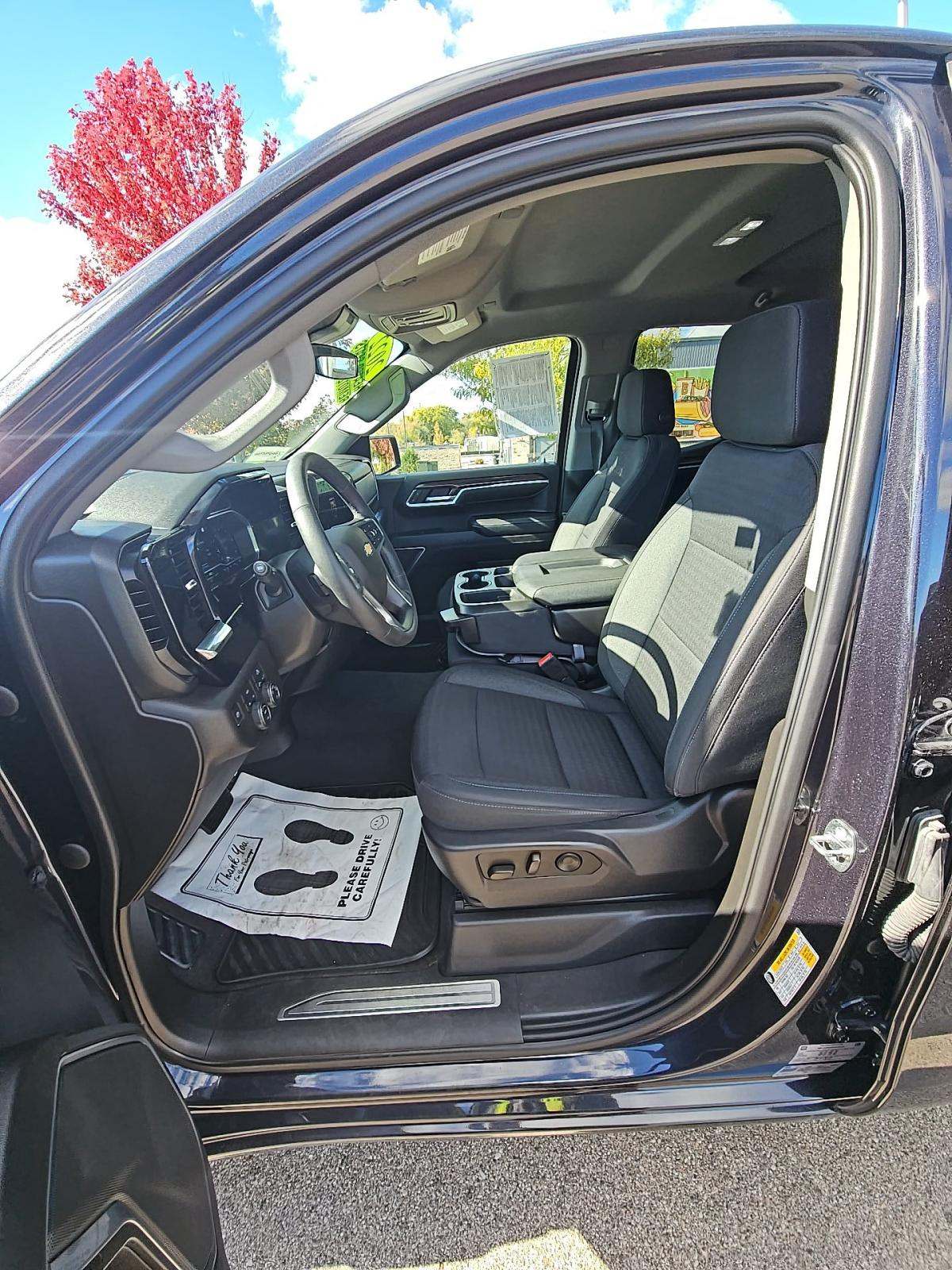 2022 Chevrolet Silverado 1500 LT AWD