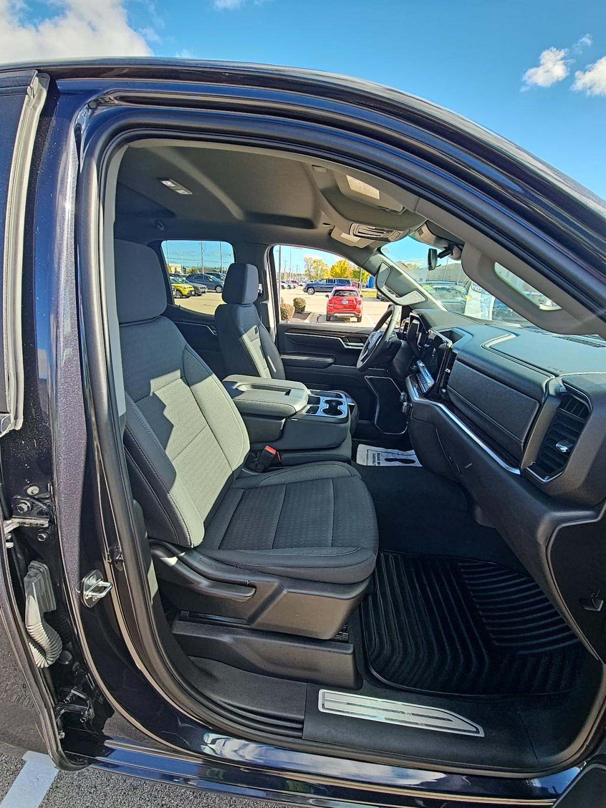 2022 Chevrolet Silverado 1500 LT AWD