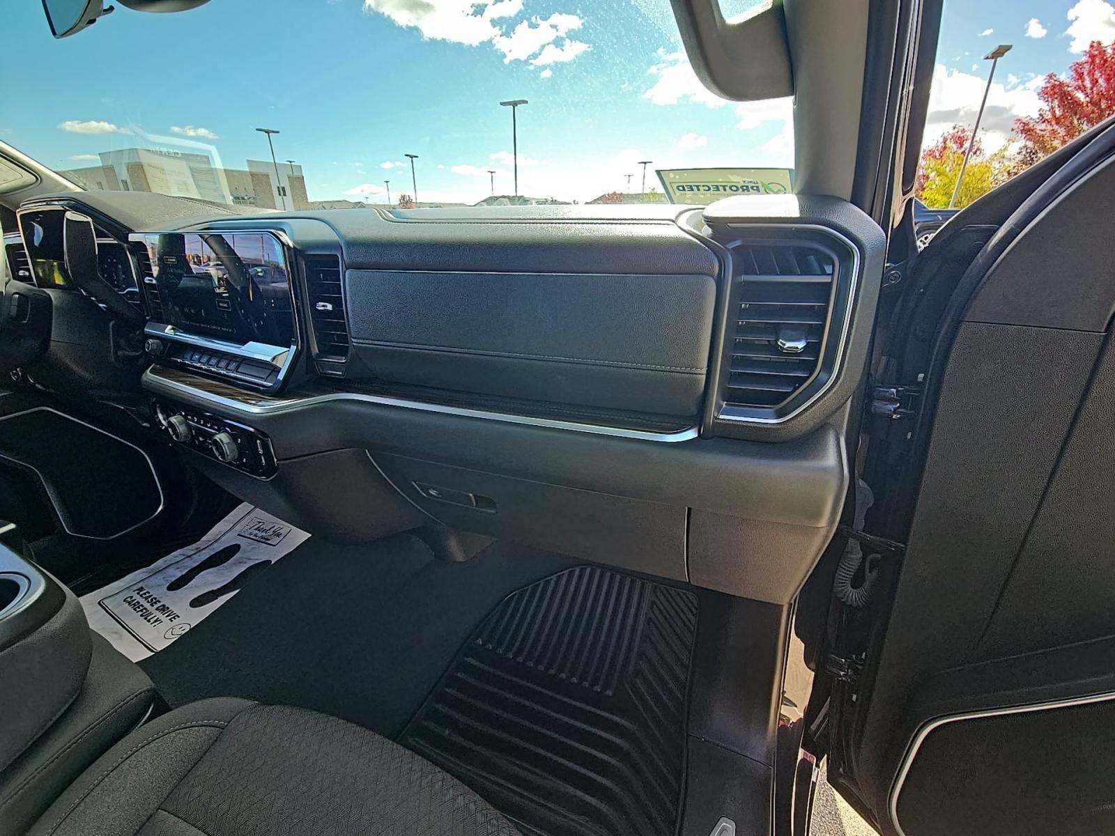 2022 Chevrolet Silverado 1500 LT AWD