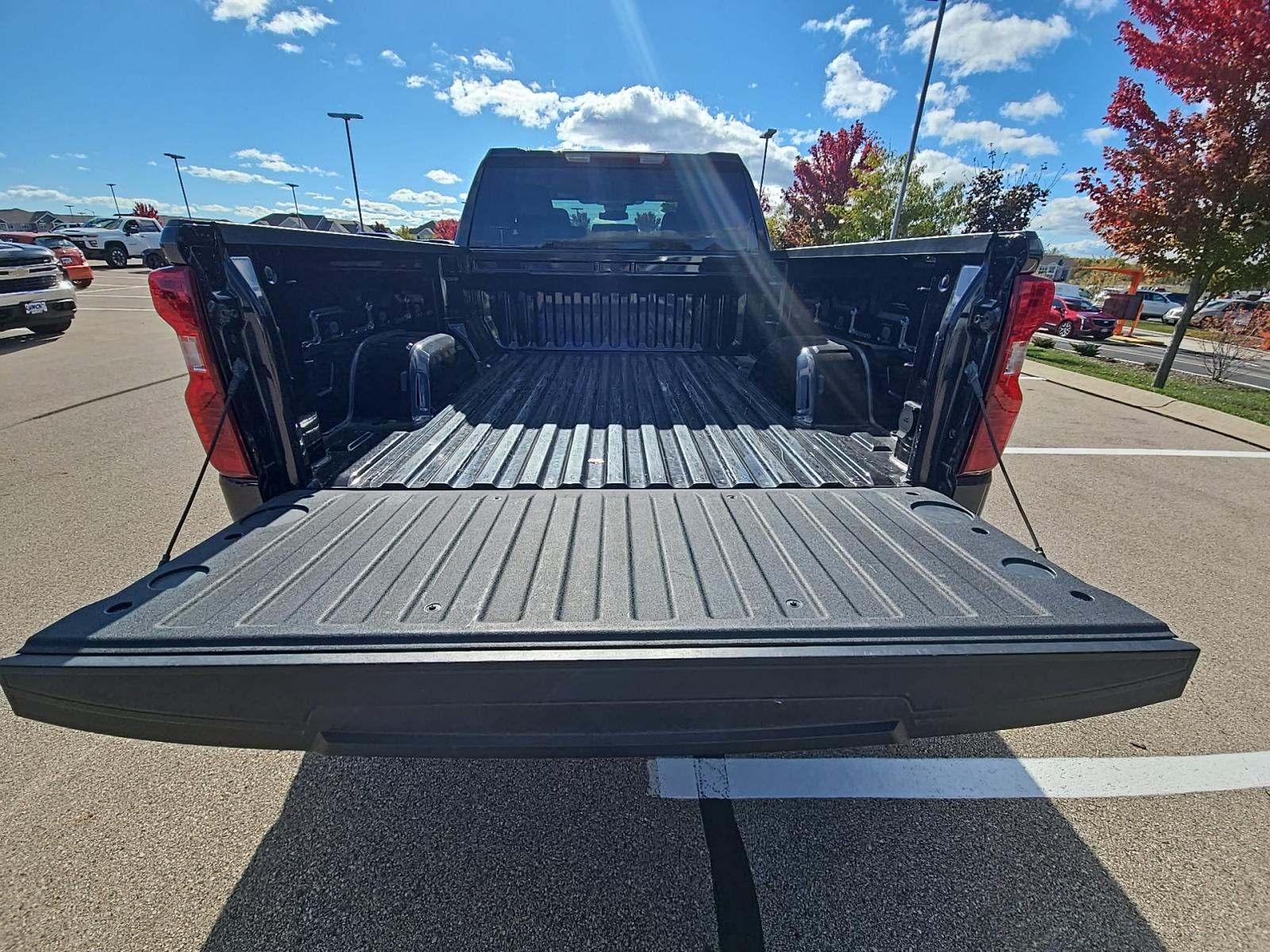 2022 Chevrolet Silverado 1500 LT AWD