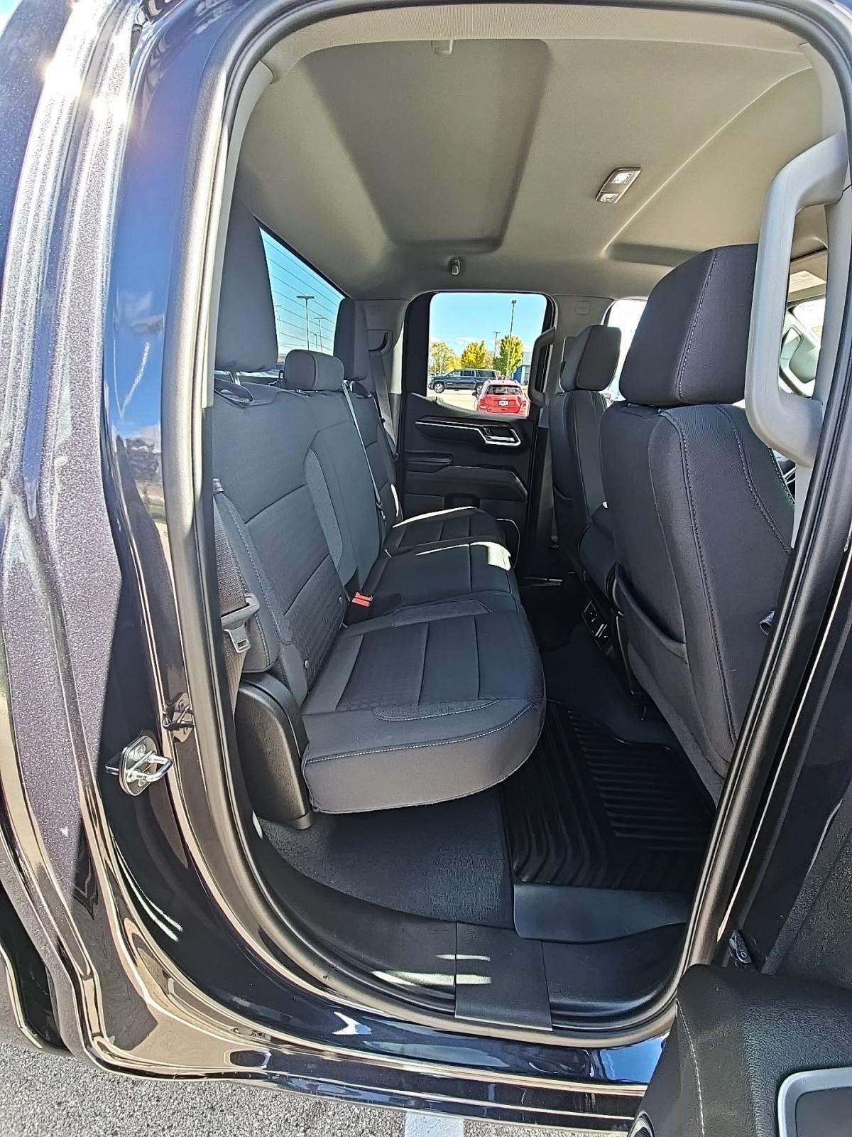 2022 Chevrolet Silverado 1500 LT AWD