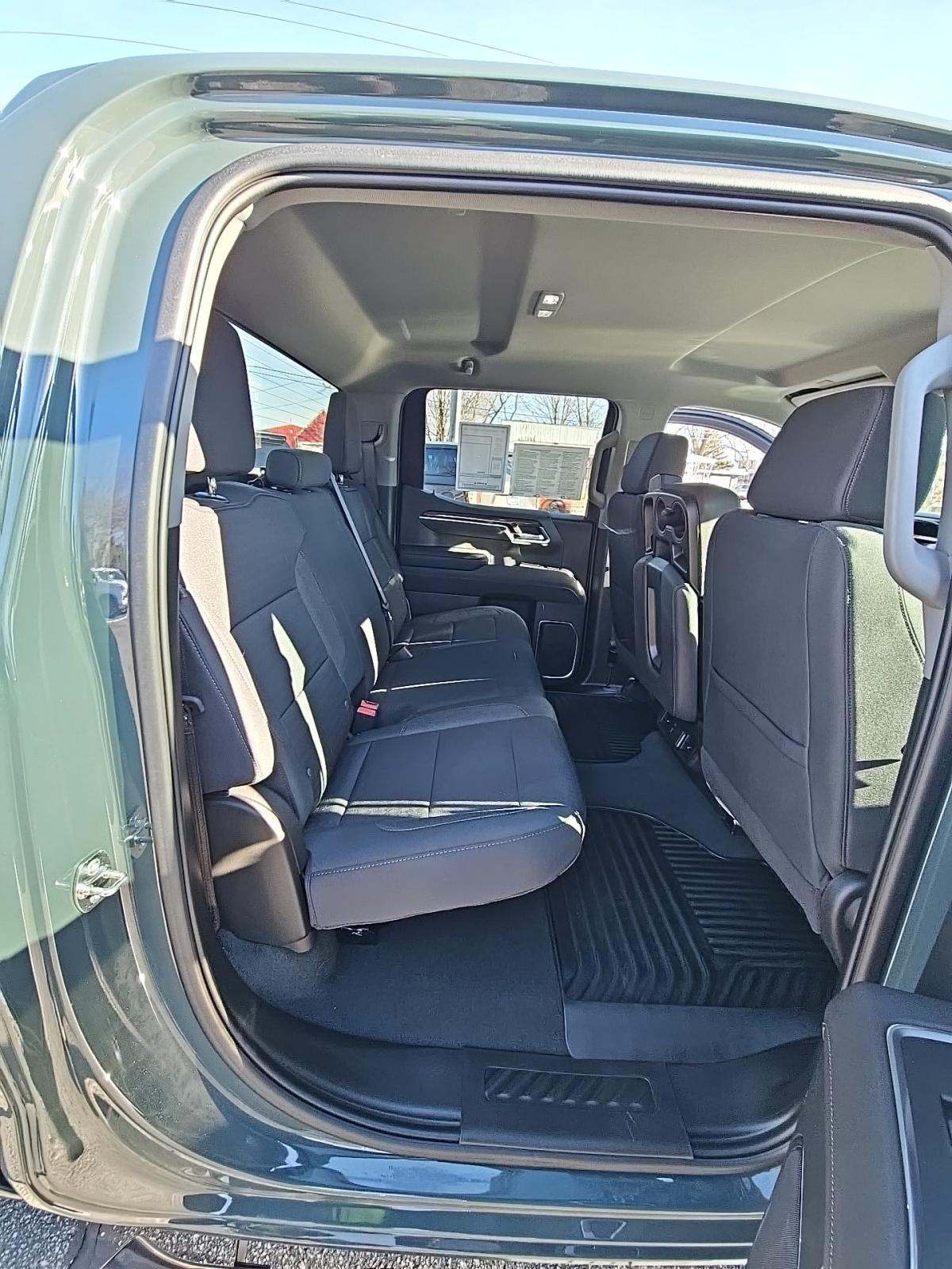 2025 Chevrolet Silverado 1500 LT AWD