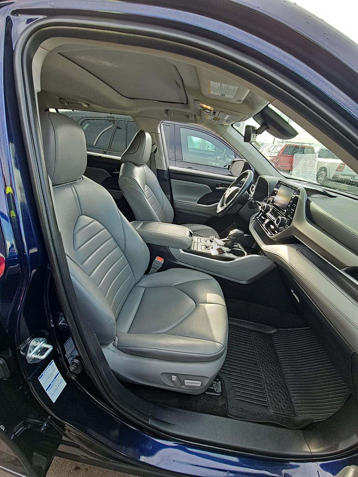 2022 Toyota Highlander XLE AWD