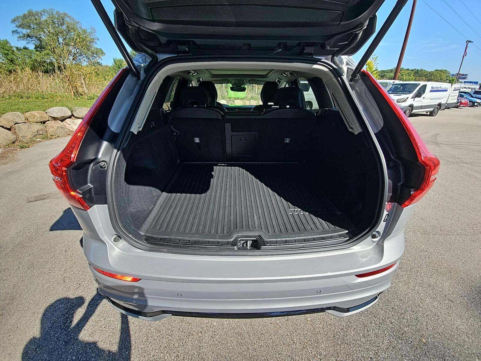 2024 Volvo XC60 B5 Core AWD