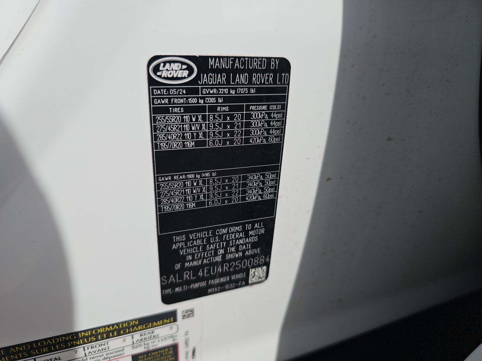 2024 Land Rover Discovery Dynamic SE AWD