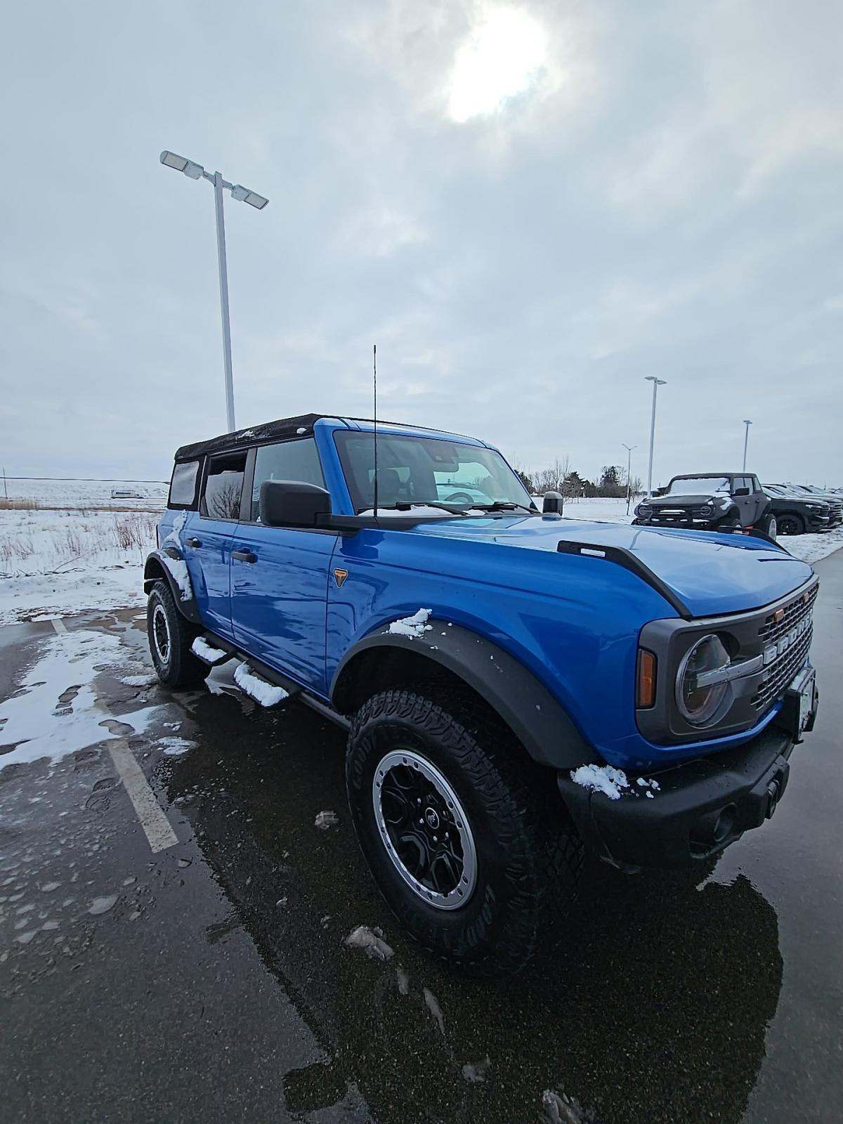 FORD BRONCO - 4
